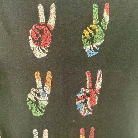 John Varvatos Multi Peace Hand Tee Black Embroidered Graphic 100% Cotton Men's M - Picture 8 of 13